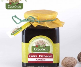 Γλυκό κουταλιού καρυδάκι